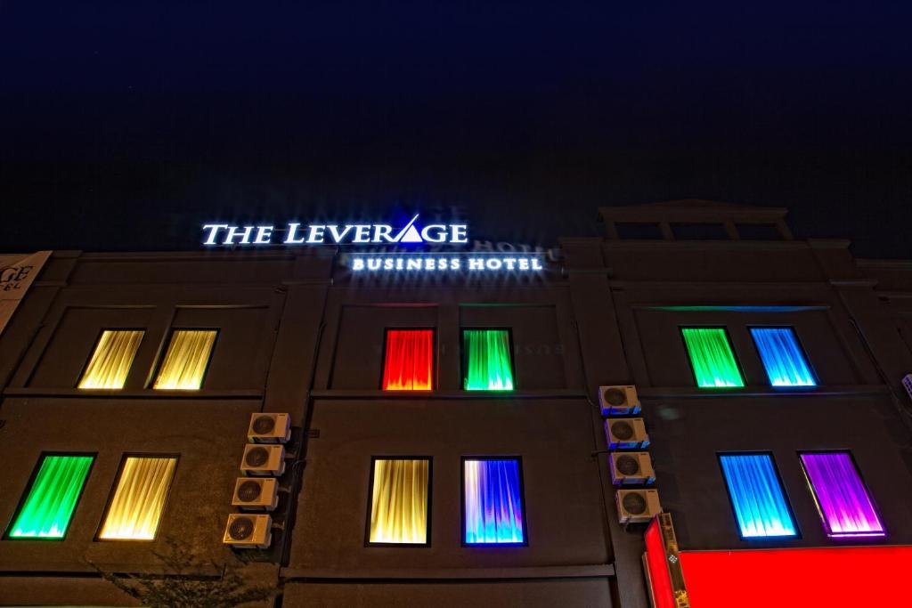 The Leverage Business Hotel - Rawang Exteriör bild